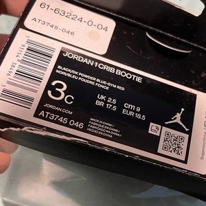 Jordan 1 crib booties